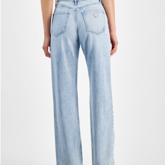 GUESS high-rise straight jean in light blue - size 28 - Picture 2 of 7